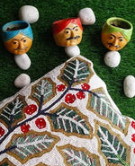 HM Mapel Leaf Beads Cushion Cover